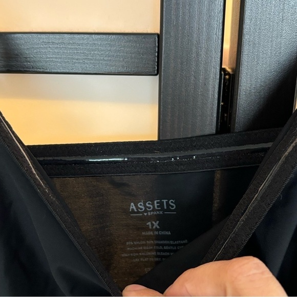 SPANX assets shaping convertible slip. Size 1X. Black. NWT - Picture 6 of 15